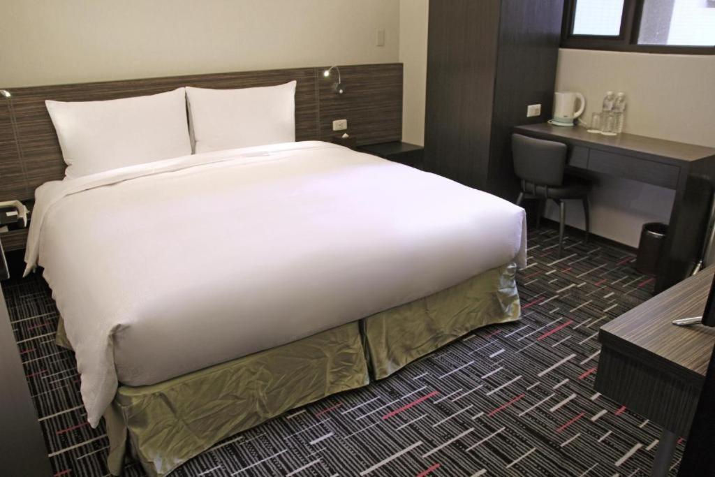 Capital Hotel Songshan Tajpej Zewnętrze zdjęcie